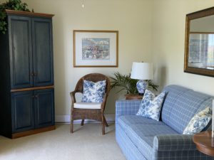 One Bedroom Kitchenette Living Room